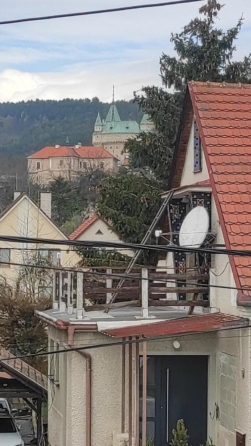 Apartman S Vyhladom Na Bojnicky Zamok Bojnice Eksteriør bilde