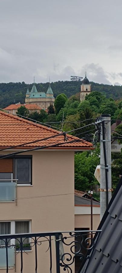 Apartman S Vyhladom Na Bojnicky Zamok Bojnice Eksteriør bilde